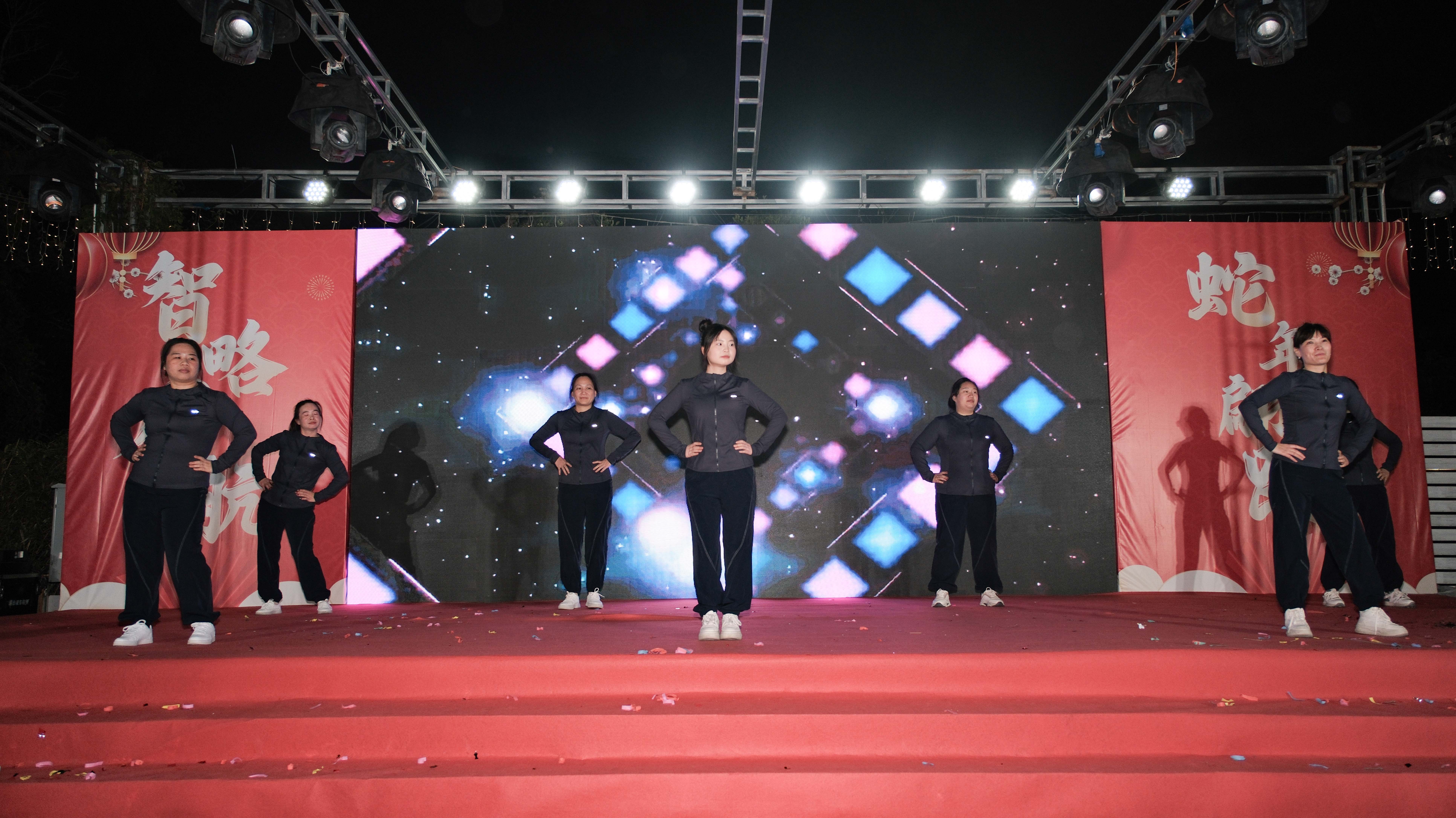 久信達(dá)科技2024年年會圓滿落幕：感恩同行，共創(chuàng)環(huán)保新未來，乘風(fēng)破浪，夢想起航(圖10)